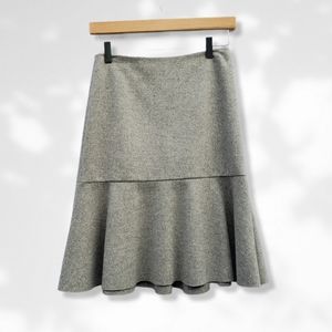 ⭐ Ann Mashburn Gray Skirt